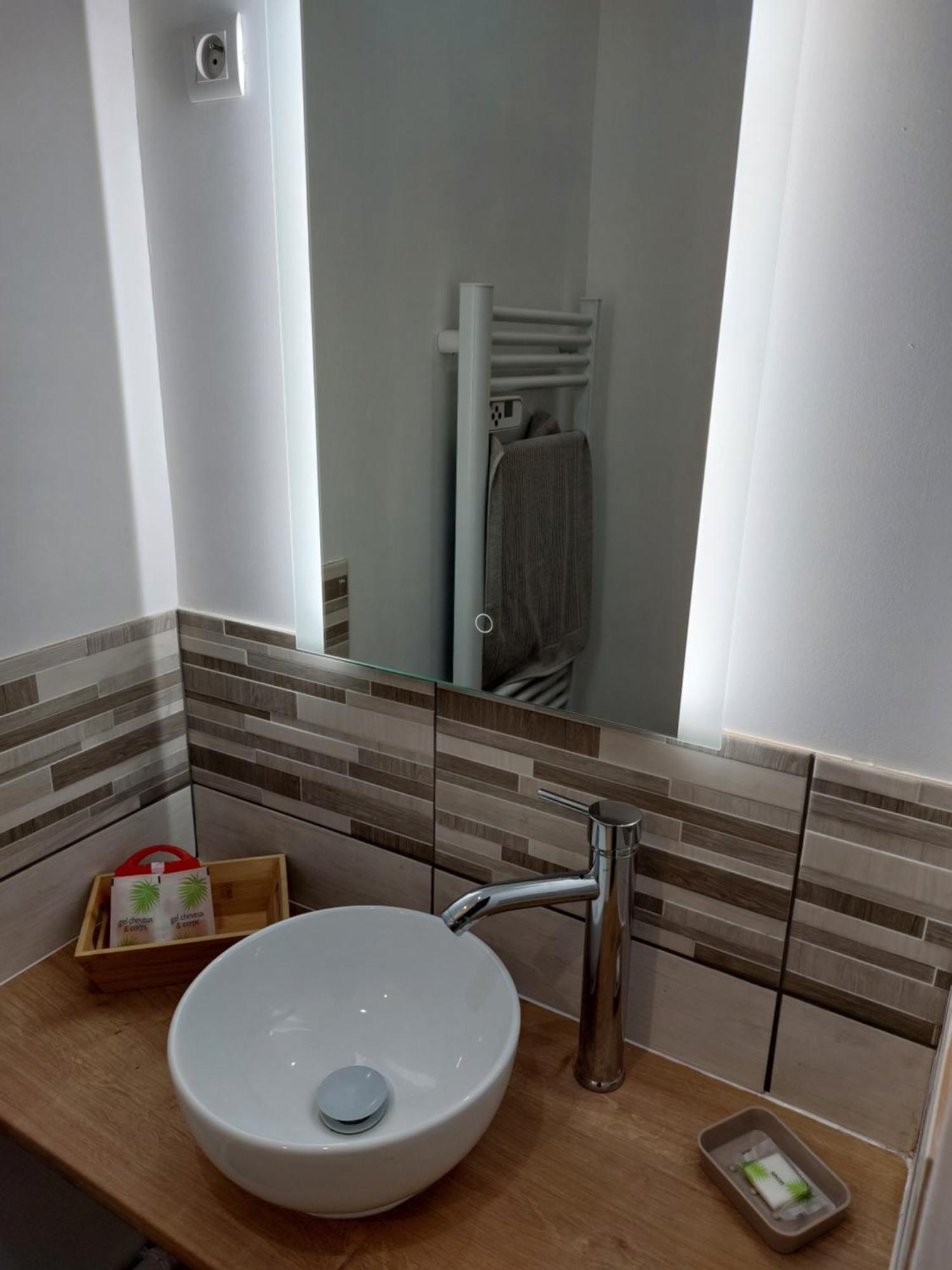 Refait A Neuf Clos Saint Genest Apartamento *
